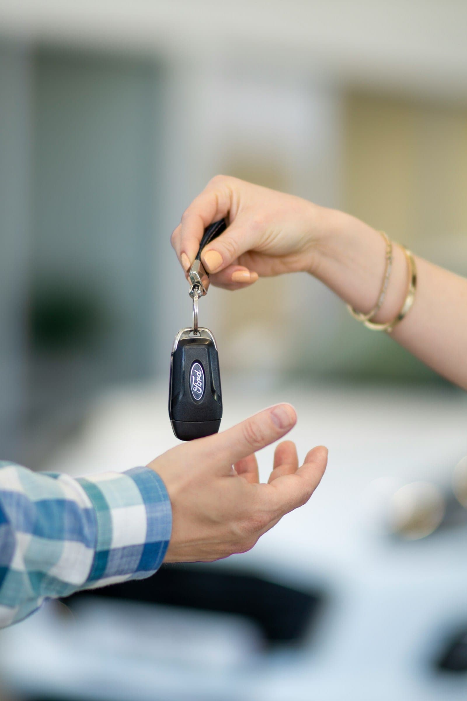 Close deals faster with a unified workflow.